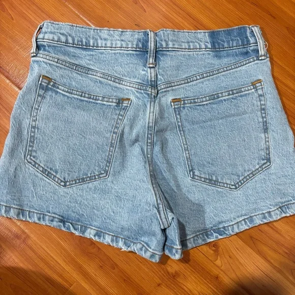 Abercrombie Denim Short size 8 - Picture 2 of 3